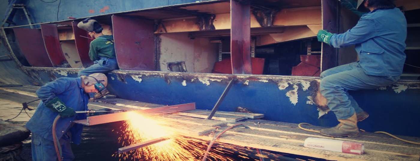 <strong>Ship Repairs</strong>