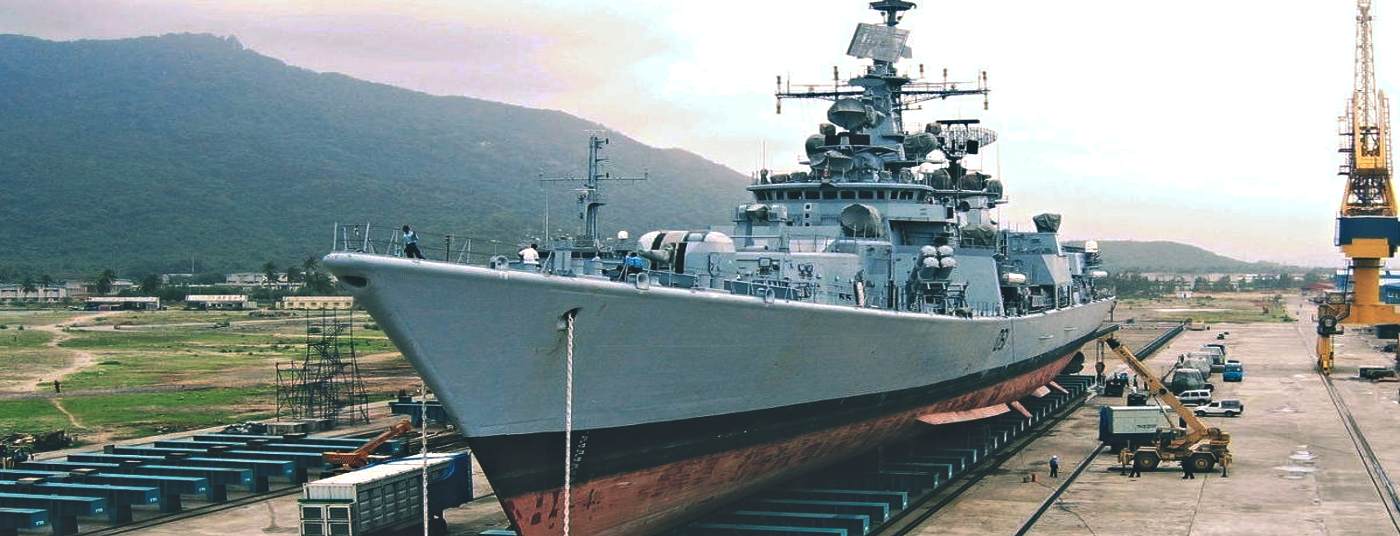 #slidecaption4 <strong>Professional Ship Repairs</strong>